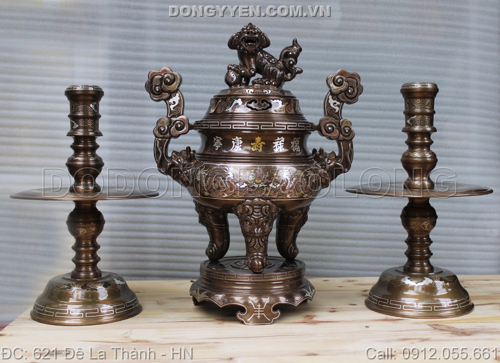 bộ tam sự đỉnh + Chân nến