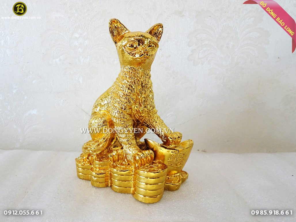 mèo đứng trên tiền cao 16cm mạ vàng 24k