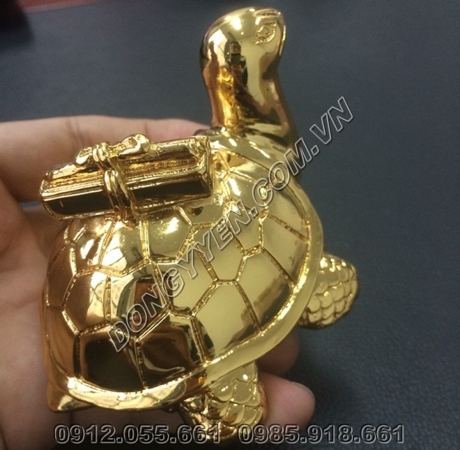 Rùa Cõng Sách Bằng Đồng Mạ Vàng 24K