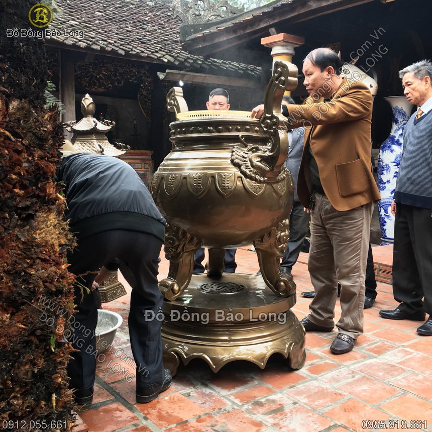 Đúc Lư Đồng 1m5 Cho Đền Thờ Nguyễn Xí