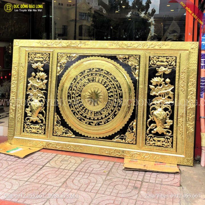 tranh mặt trống đồng hoa sen