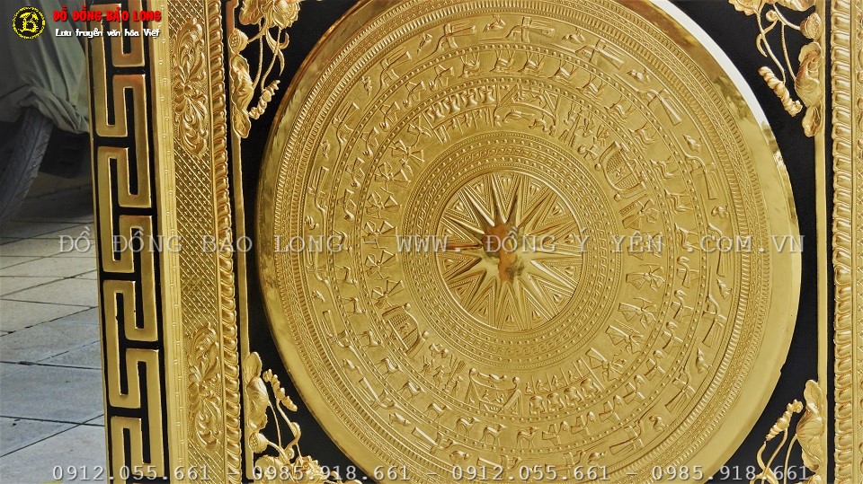 tranh mặt trống đồng