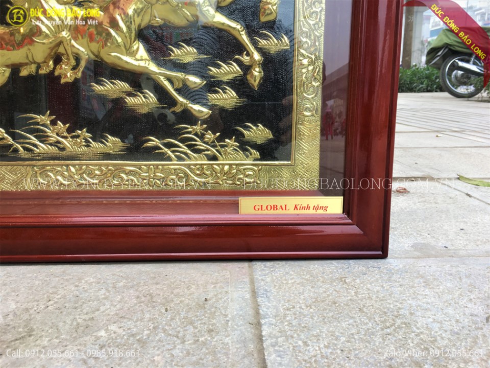 tranh bát mã