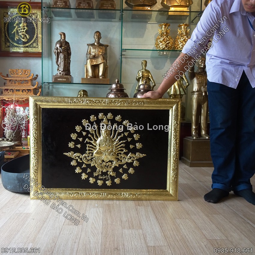 Tranh Phật Bà Nhìn Mắt Nhìn Tay 88cm