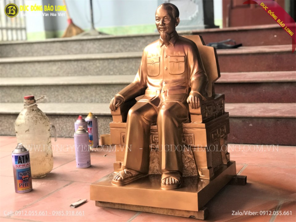 tượng bác hồ
