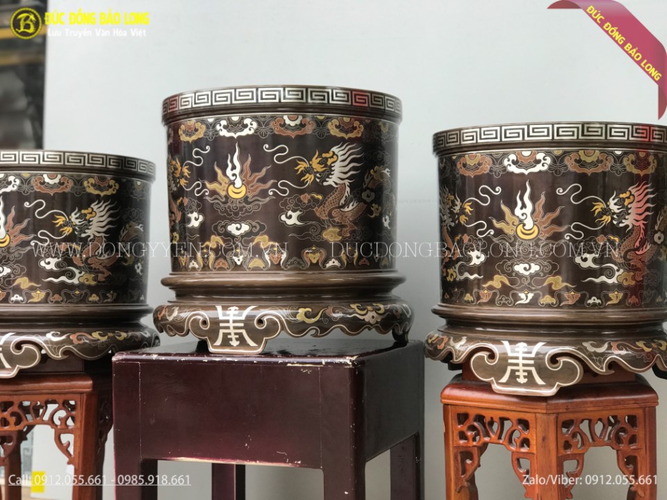 bát hương đồng khảm ngũ sắc