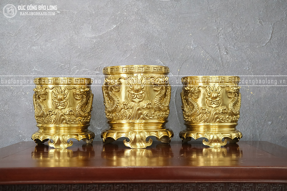 Bộ 3 Bát Hương Đồng Vàng Catut ĐK 20cm - 23cm - 20cm
