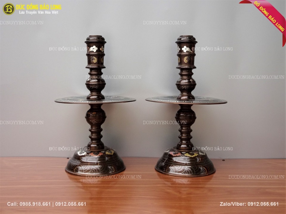 đôi chân nến bằng đồng
