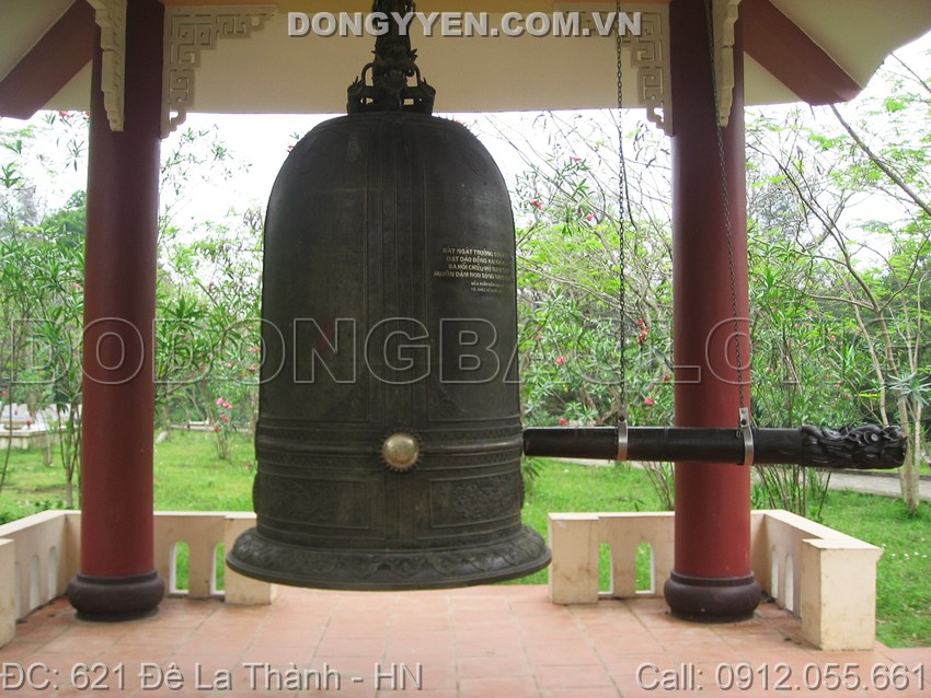 đúc chuông đồng cỡ lớn