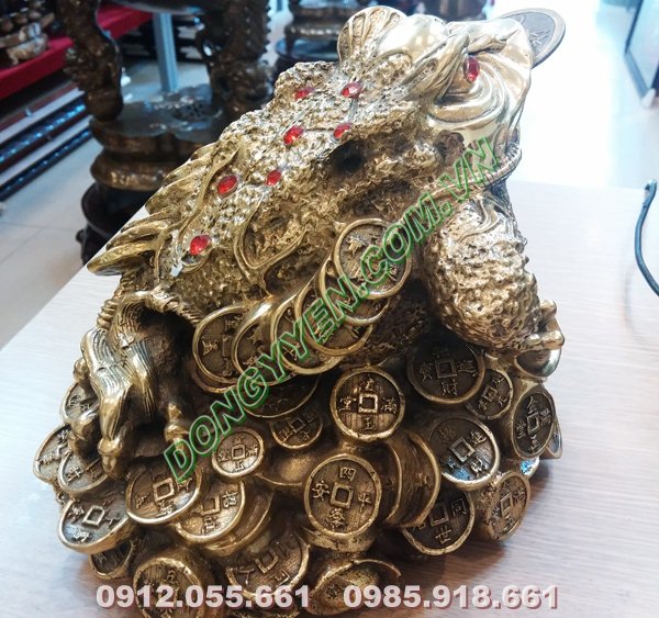 cóc ba chân ngậm tiền bằng đồng
