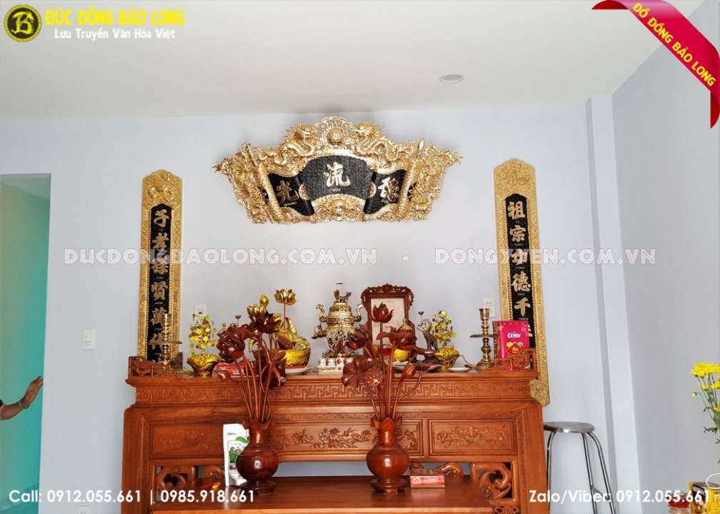 lắp đặt cuốn thư câu đối bằng đồng