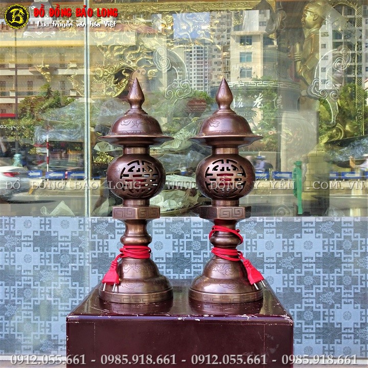 Đèn Thờ Bằng Đồng Đỏ Ám Hoa Văn 42cm
