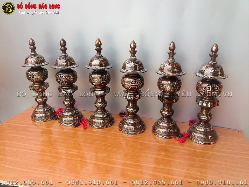 đèn thờ bằng đồng