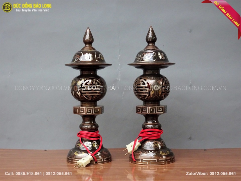 đèn thờ bằng đồng