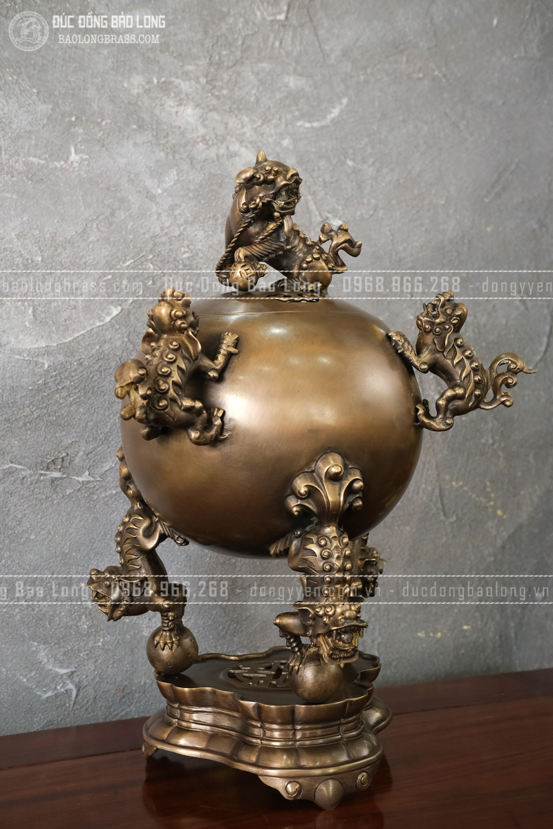 Đỉnh Thất Lân Vờn Cầu bằng đồng vàng cao 57cm màu giả cổ