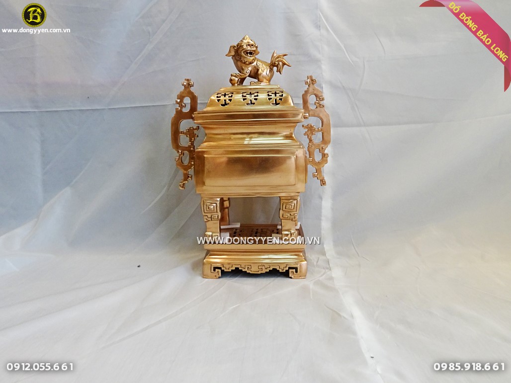 đỉnh vuông bằng đồng đỏ cao 50cm