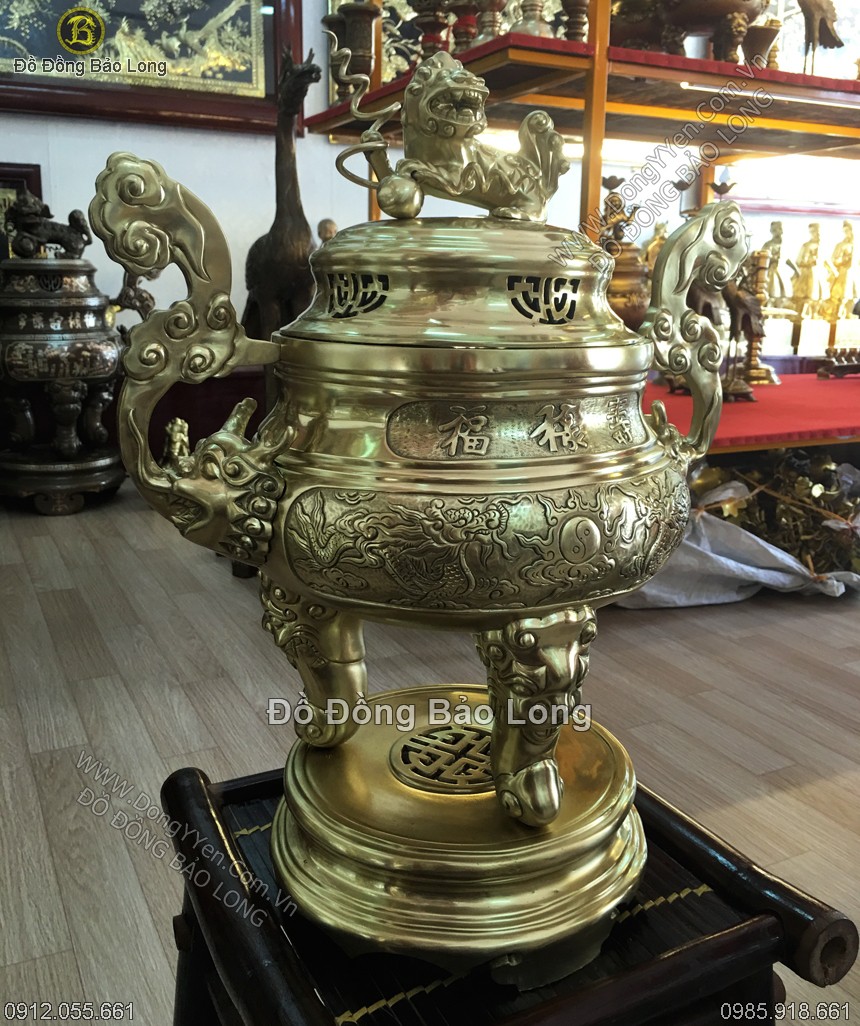 mặt trước đỉnh đúc rồng chầu mặt nguyệt và 3 chữ phúc lộc thọ