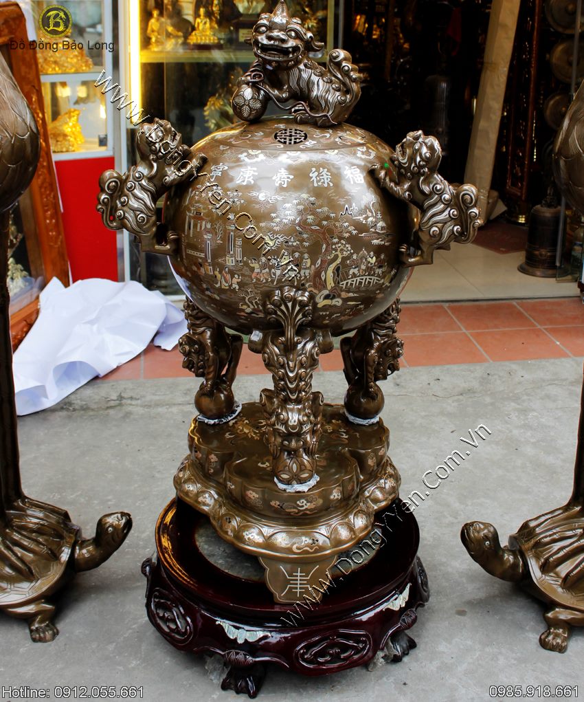 đỉnh quả cầu