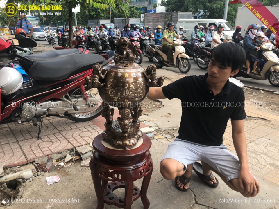 đỉnh thất lân vờn cầu khảm tam khí