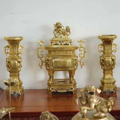 Bộ Đỉnh Vuông Lọ Hoa Tai Chiên Mẫu Cổ Bằng Đồng Catut Cao 61Cm