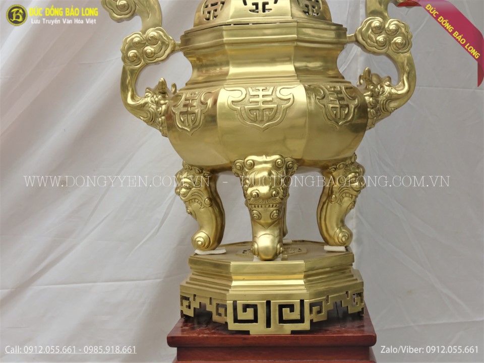 đỉnh thờ bằng đồng catut
