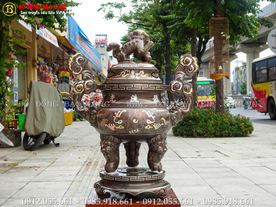 mặt sau của đỉnh