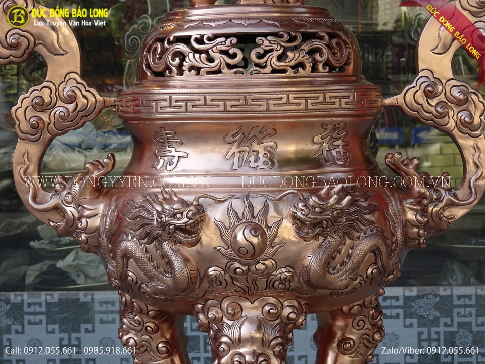 đỉnh thờ rồng chầu mặt nguyệt