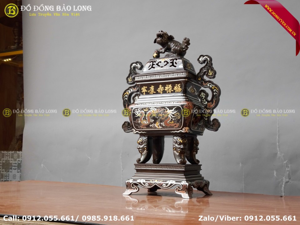đỉnh vuông khảm ngũ sắc