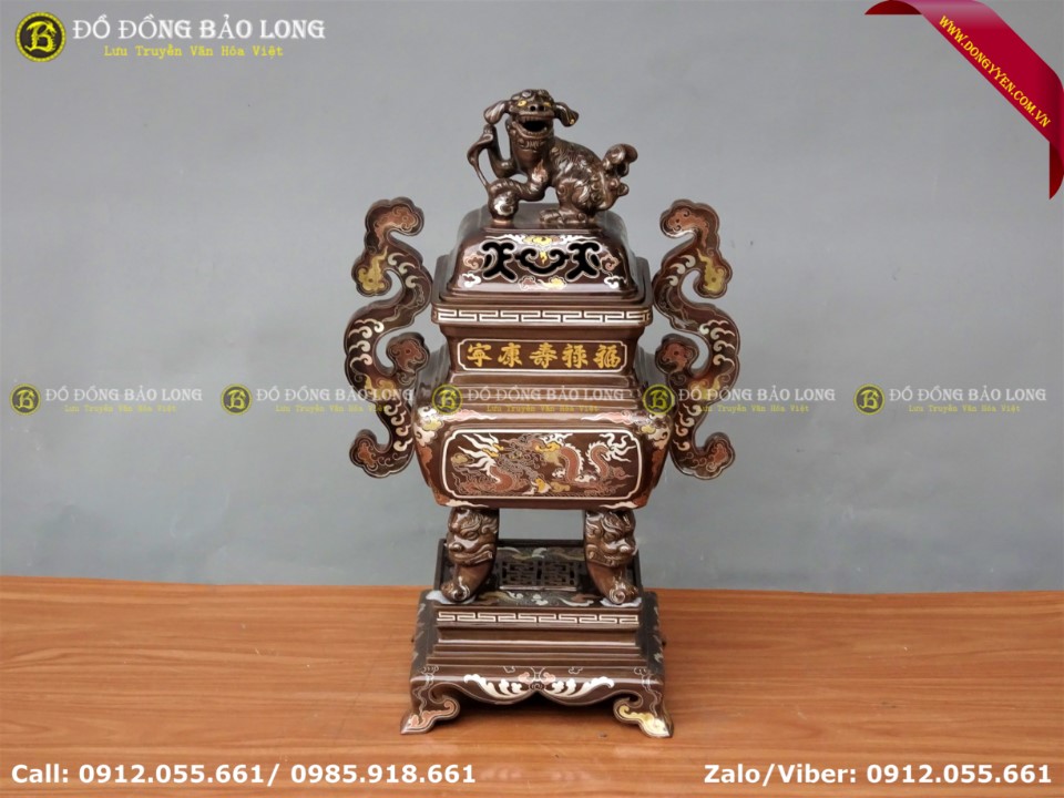 đỉnh vuông bằng đồng khảm ngũ sắc