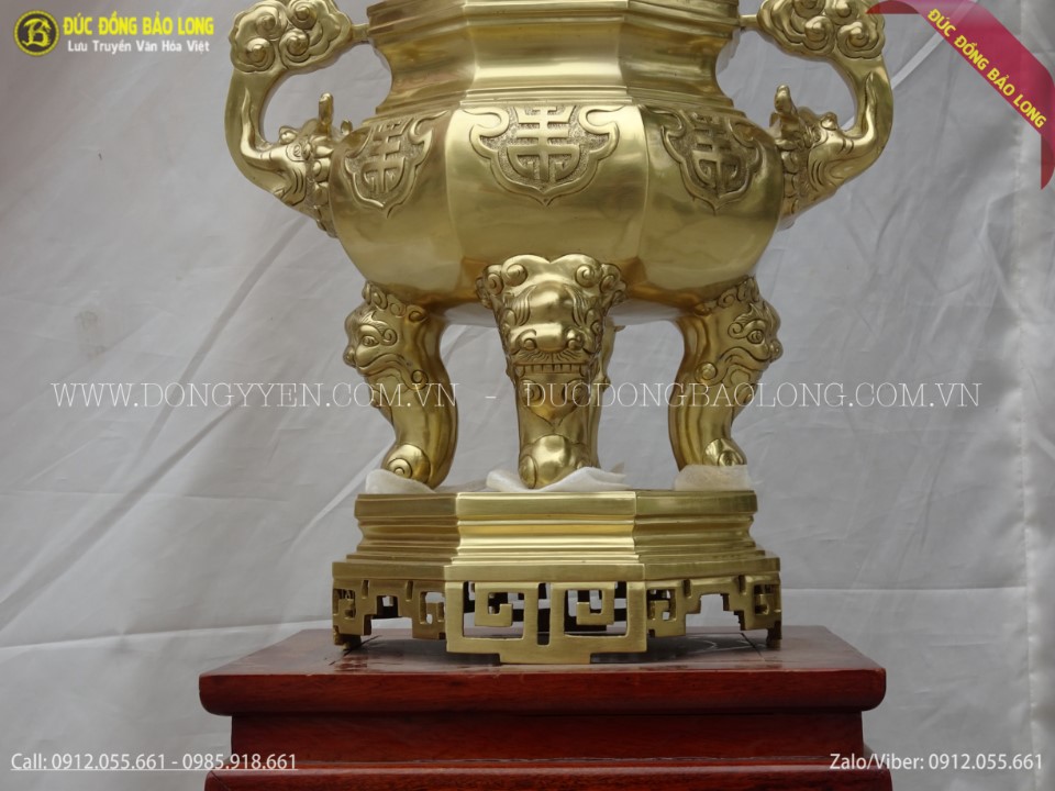 chân đế đỉnh thờ