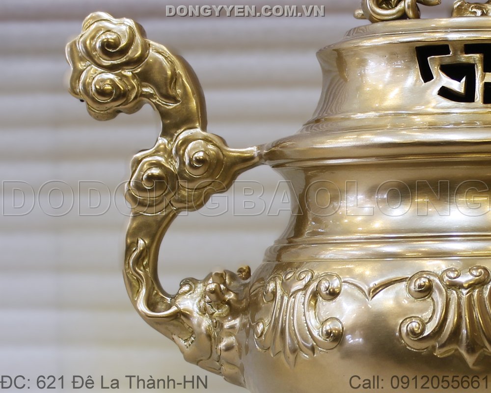 Tai đúc liền đỉnh