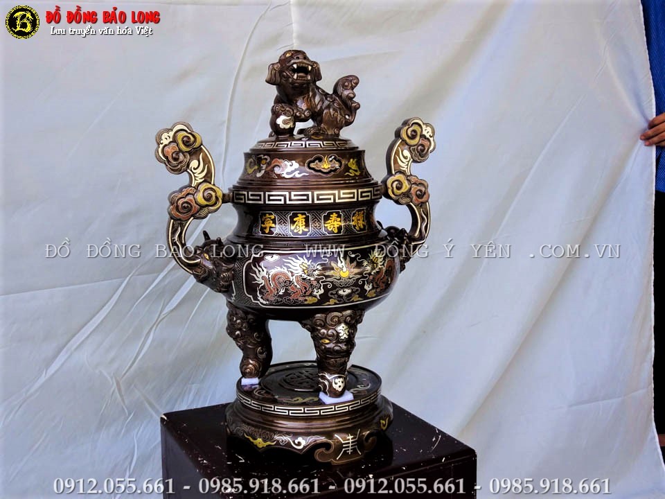 đỉnh thờ khảm ngũ sắc