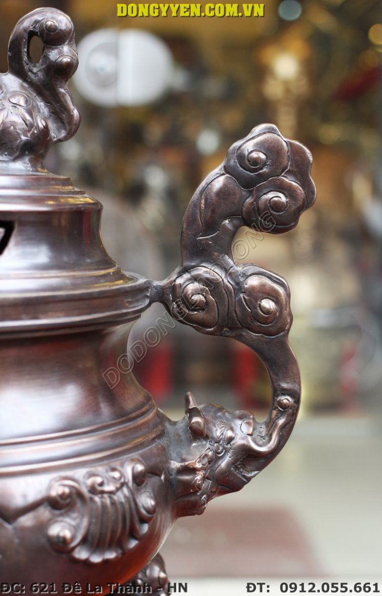 Tai voi trên lư đồng hun giả cổ