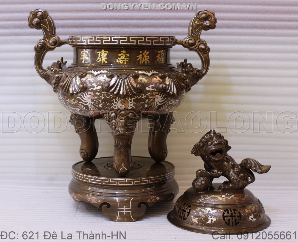 Đỉnh Đồng Tam Khí Khảm 5 Chữ Vàng