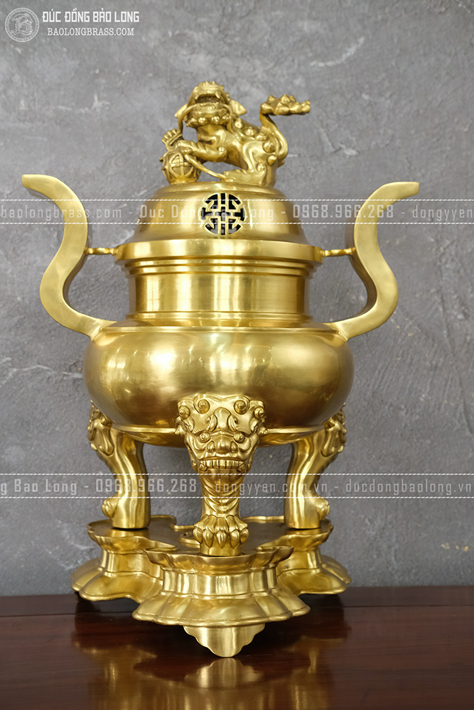 Đỉnh Thất Lân Vờn Cầu bằng đồng cao 40cm màu trầm cổ
