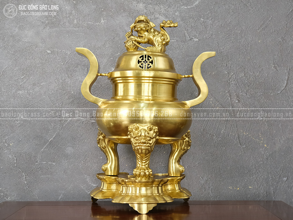 Đỉnh Thất Lân Vờn Cầu bằng đồng cao 40cm màu trầm cổ