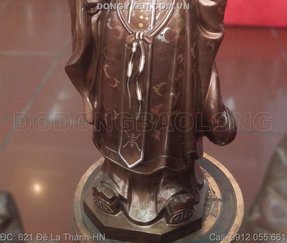 nét khảm trên tượng khổng minh