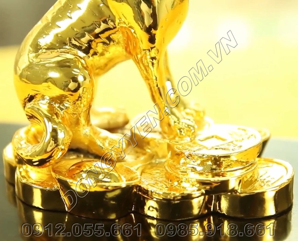 Chó phong thủy bằng đồng mạ vàng