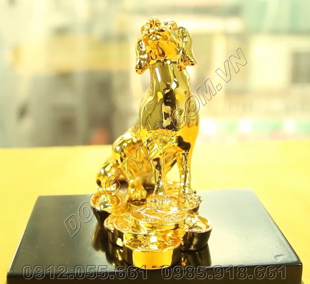 Chó phong thủy bằng đồng mạ vàng