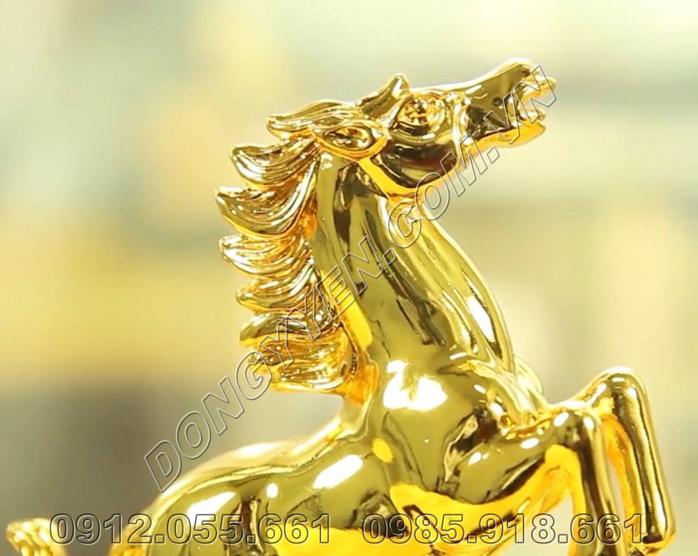 ngựa phong thủy bằng đồng mạ vàng 24K