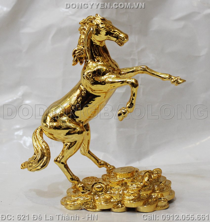 ngựa bằng đồng mạ vàng 24k
