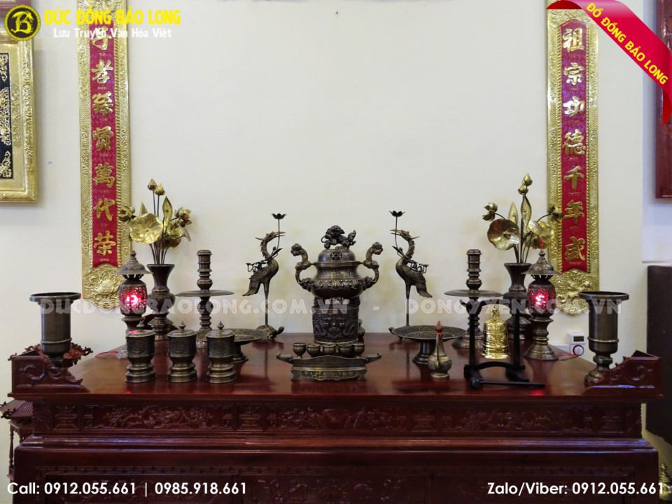 bộ đồ thờ bằng đồng hun đen giả cổ
