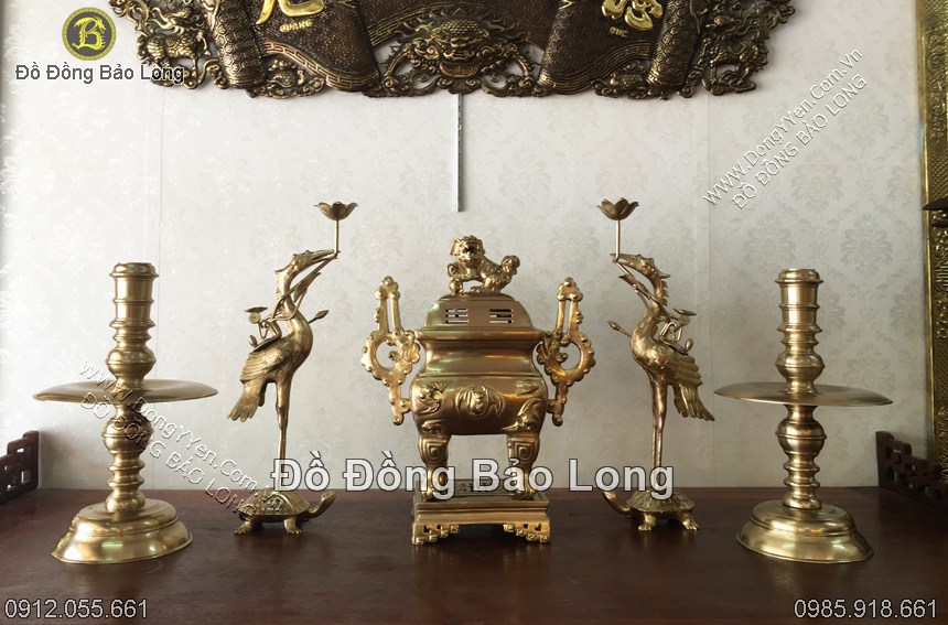 bộ đồ thờ đỉnh vuông dơi tai chiện bằng đồng thau mộc 50cm