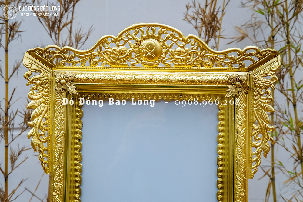 Khung Ảnh Thờ Bằng Đồng Cao 53Cm