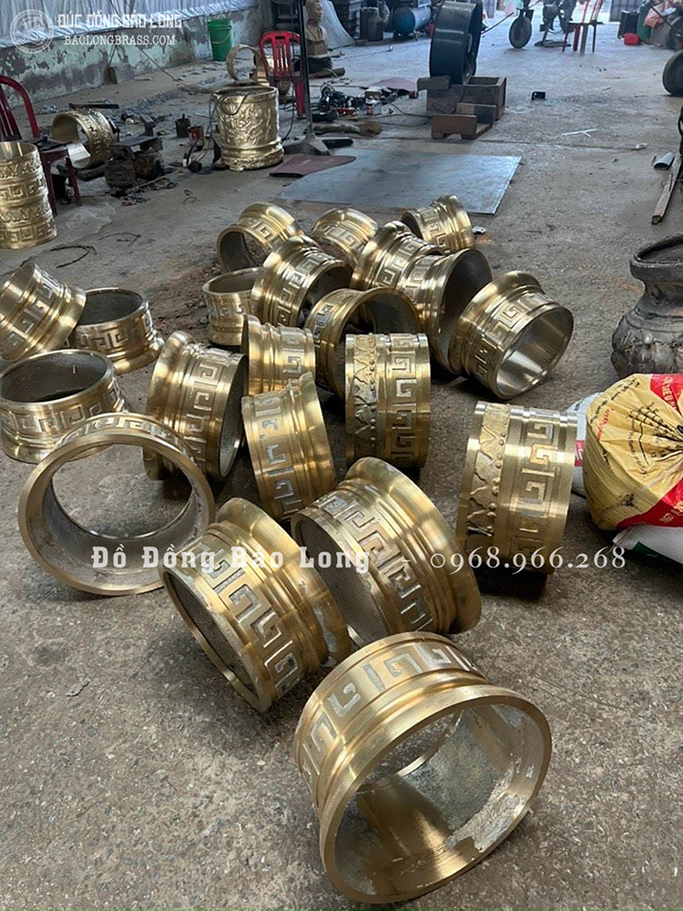 Bảo Long nhận chế tác chân cột bằng đồng theo hoa văn và kích thước yêu cầu