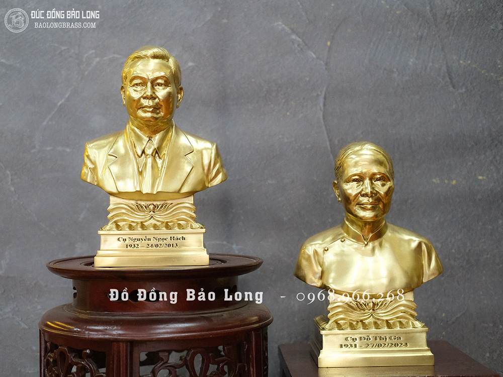 Tượng chân dung cụ ông, cụ bà bằng đồng vàng cao 30cm