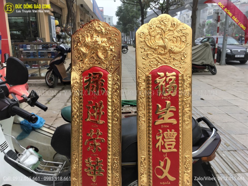 Các chi tiết được chạm rất tỉ mỉ và tinh xảo