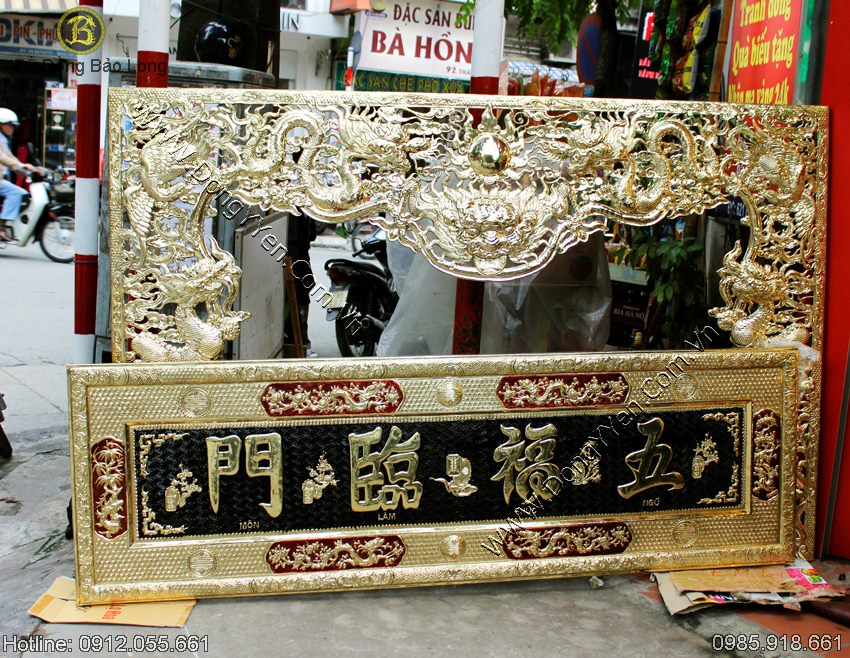 bộ cửa võng và đại tự bằng đồng vàng 2m17