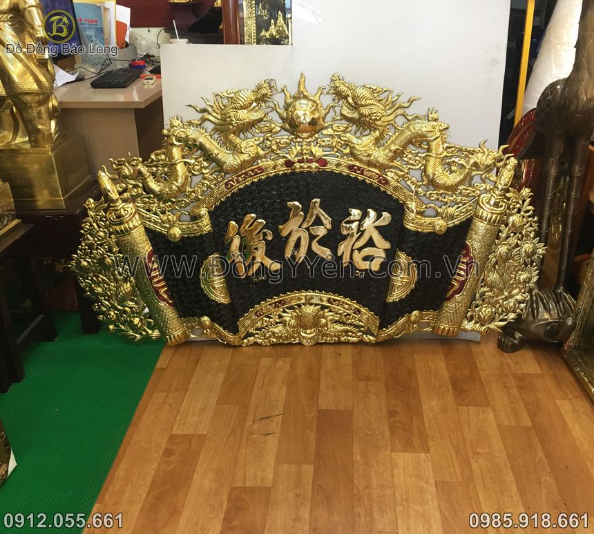 cuốn thư nhà thờ họ bằng đồng vàng