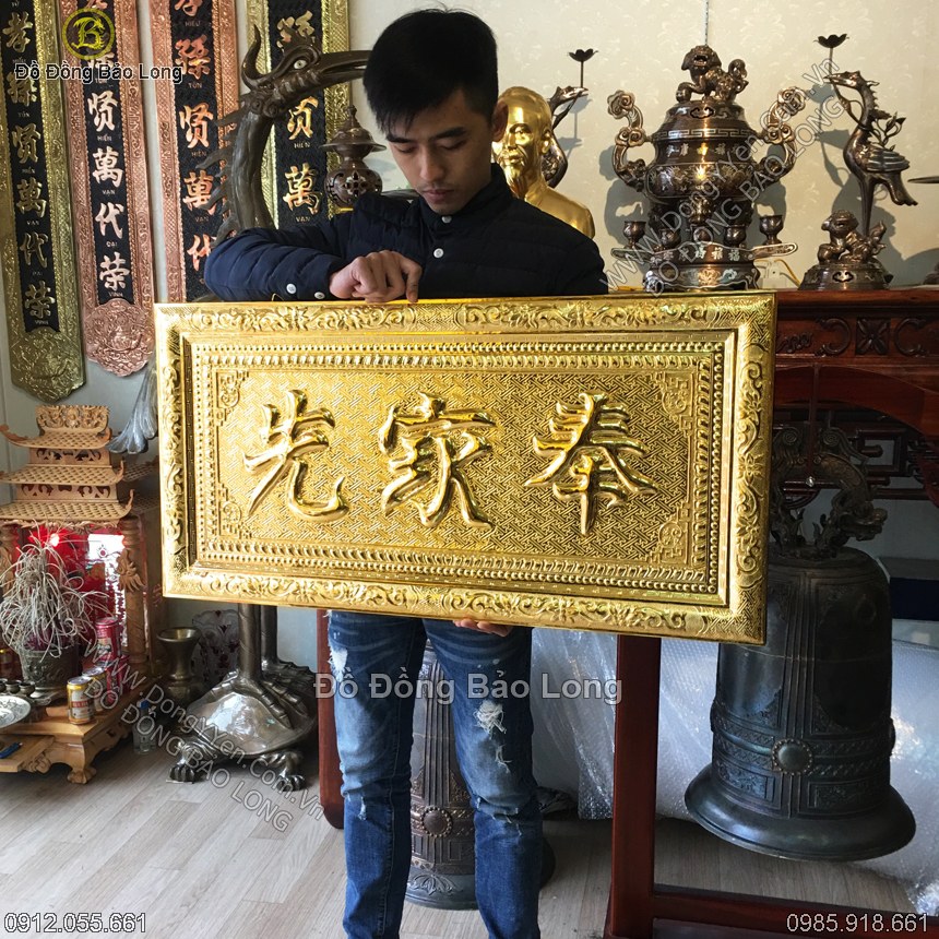 đại tự phụng gia tiên bằng đồng mạ vàng 24k
